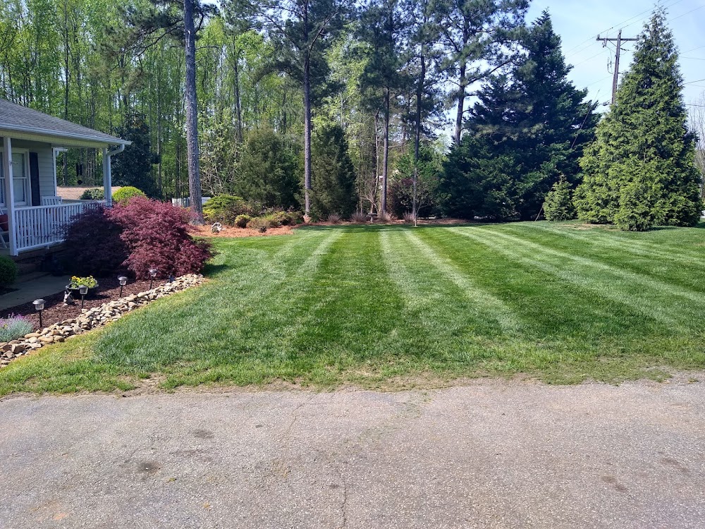 Derrick's Green and Clean Services LLC